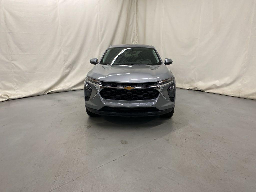 new 2026 Chevrolet Trax car, priced at $24,650