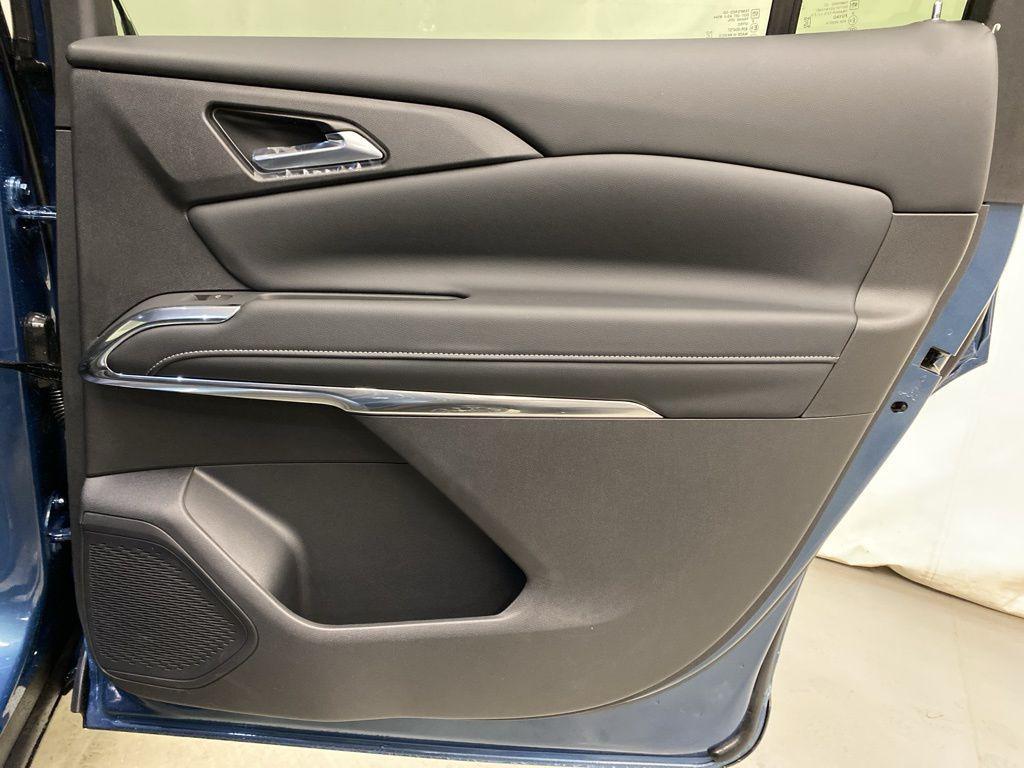 new 2026 Chevrolet Traverse car, priced at $49,845