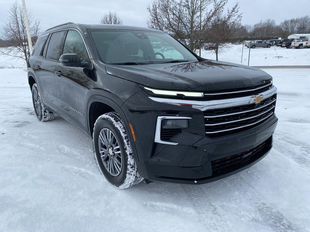 used 2025 Chevrolet Traverse car, priced at $36,500