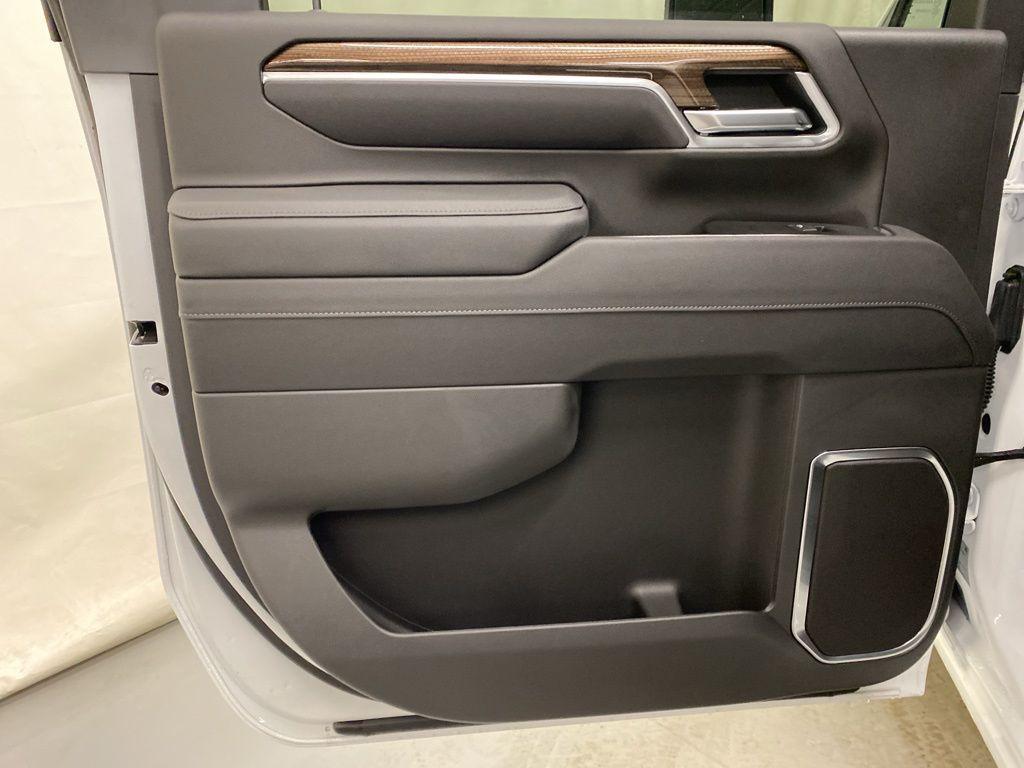 new 2026 Chevrolet Silverado 2500 car, priced at $63,100