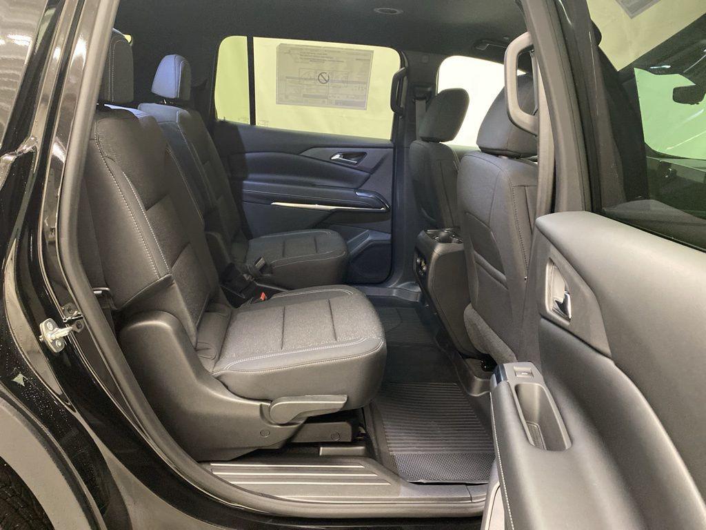 new 2026 Chevrolet Traverse car, priced at $48,630