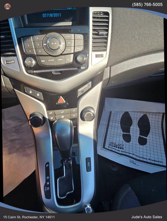 used 2014 Chevrolet Cruze car, priced at $6,999