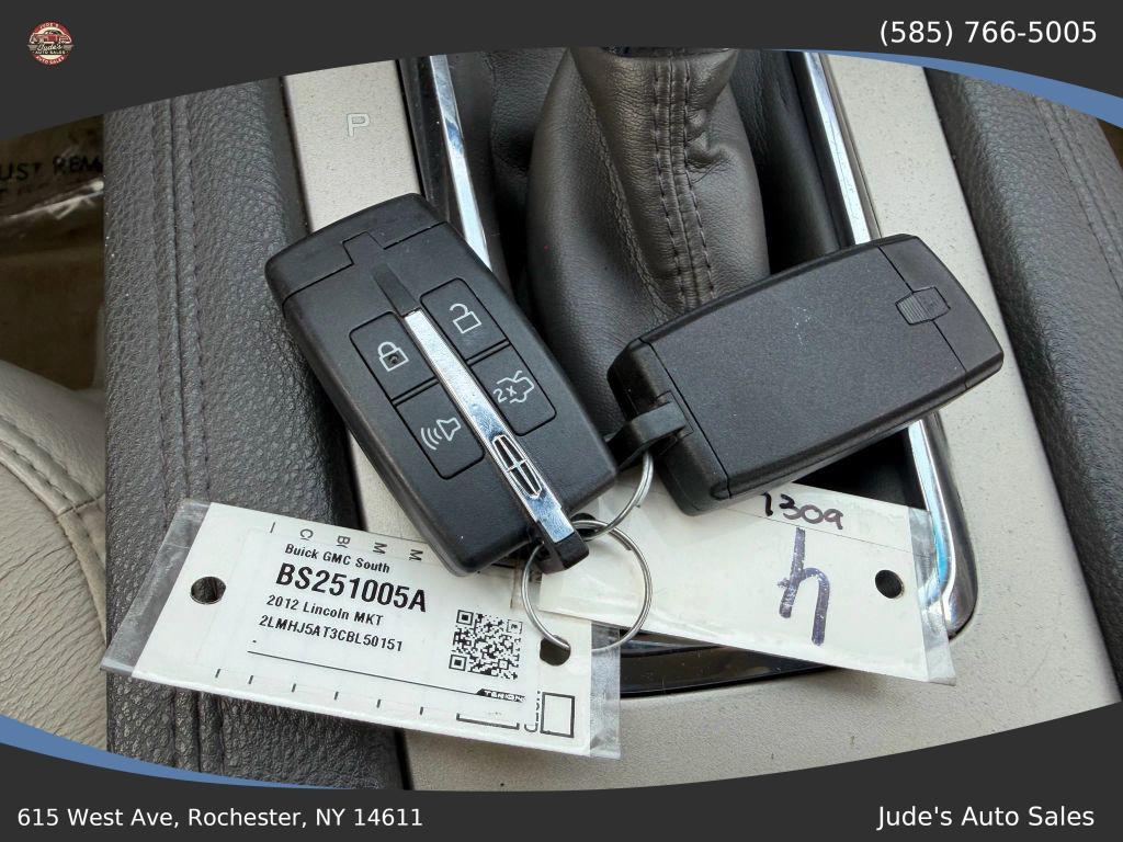 used 2012 Lincoln MKT car, priced at $8,499