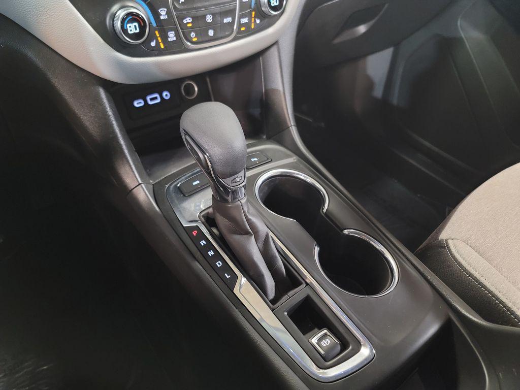 used 2023 Chevrolet Equinox car, priced at $21,200