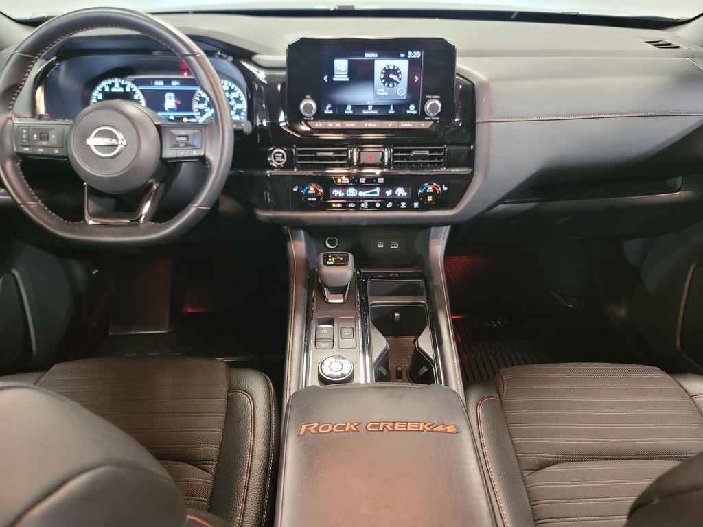 2024 Solid Gray/Super Black Nissan Pathfinder