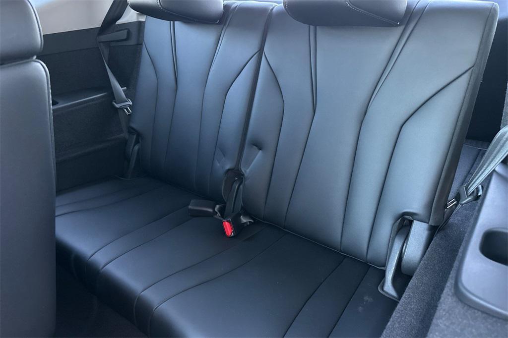 used 2025 Acura MDX car, priced at $49,980