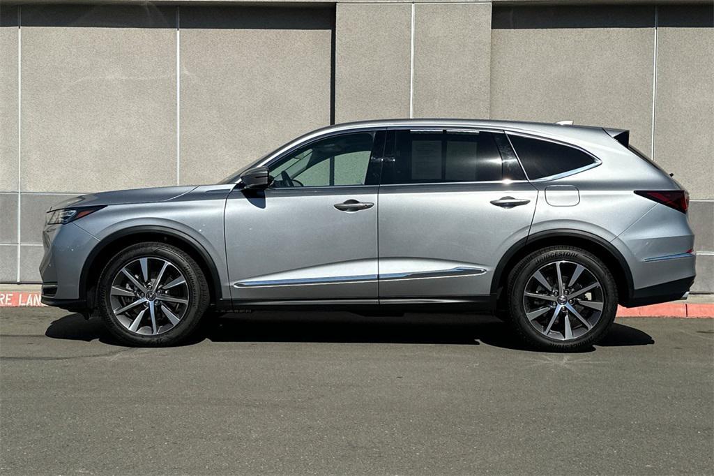 used 2025 Acura MDX car, priced at $49,980