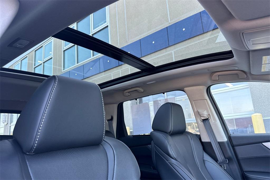 used 2025 Acura MDX car, priced at $49,980