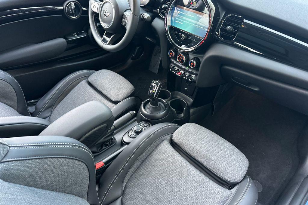 used 2023 MINI Hardtop car, priced at $24,180