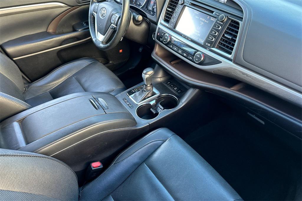 used 2017 Toyota Highlander car, priced at $23,380