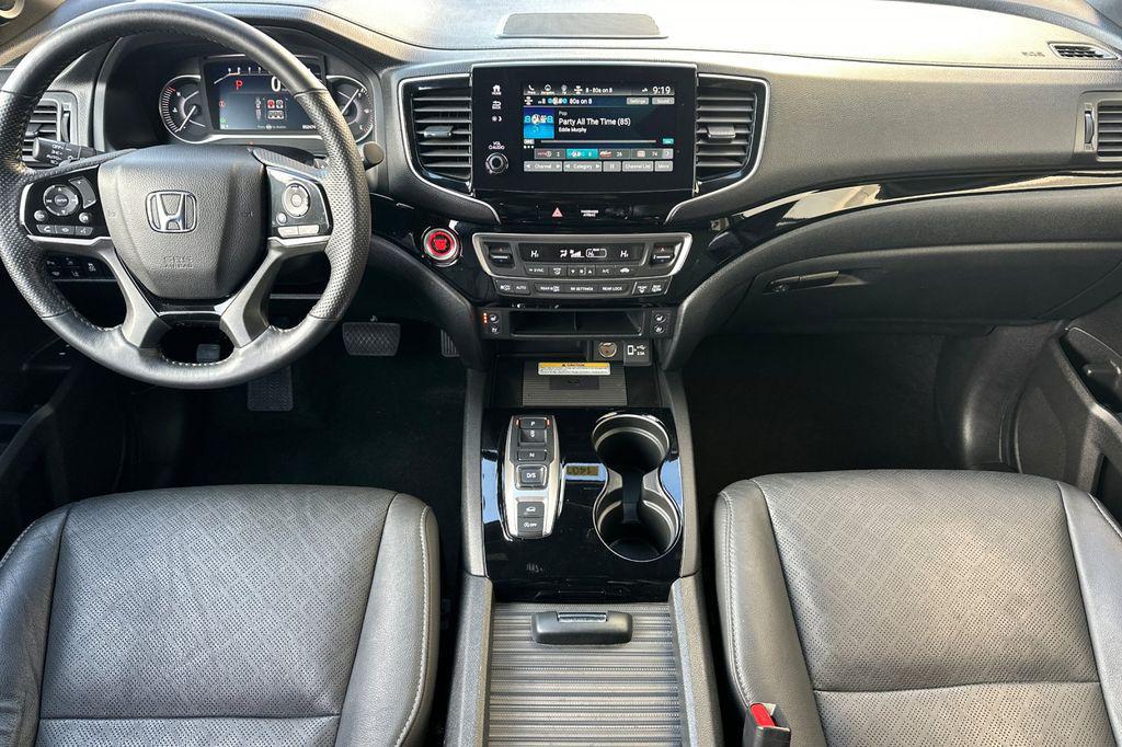 used 2023 Honda Passport car, priced at $30,980