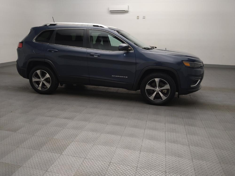 used 2020 Jeep Cherokee car, priced at $20,995
