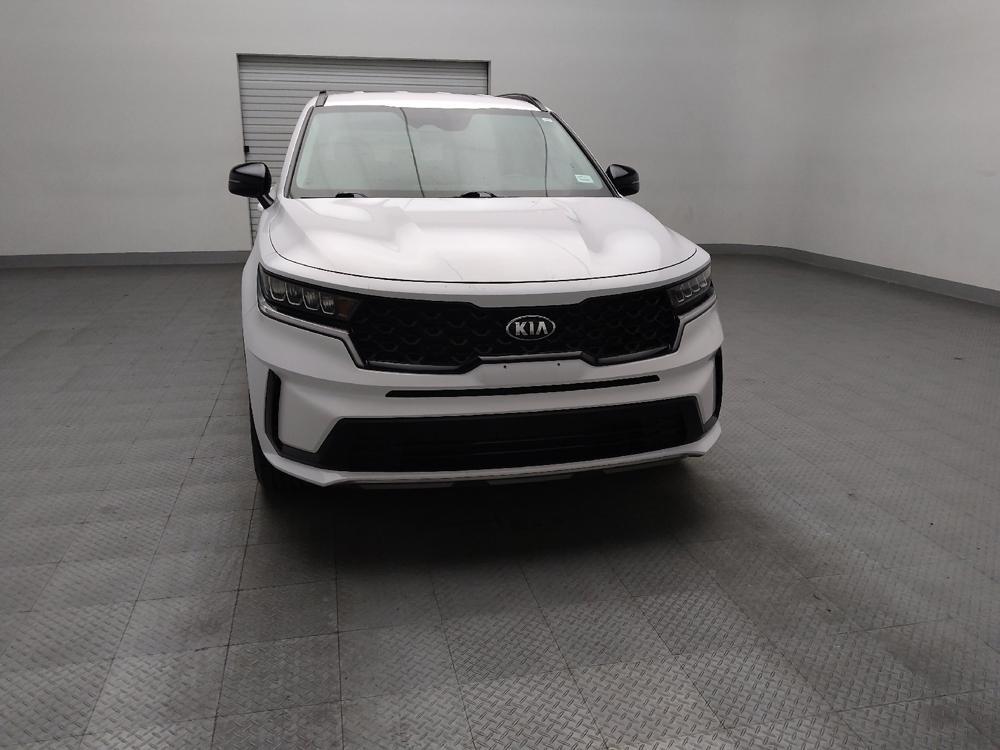 used 2021 Kia Sorento car, priced at $21,295