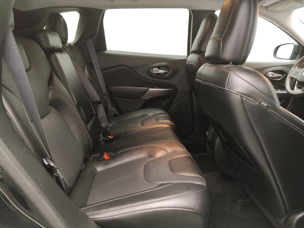 used 2022 Jeep Cherokee car, priced at $26,195