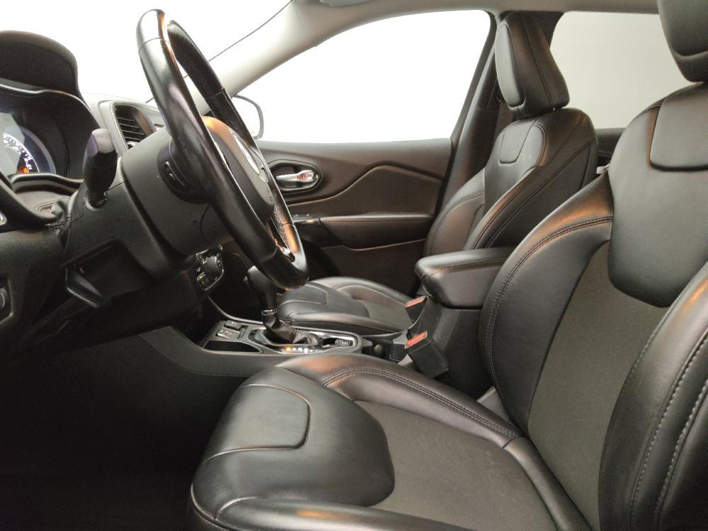 used 2021 Jeep Cherokee car, priced at $18,695