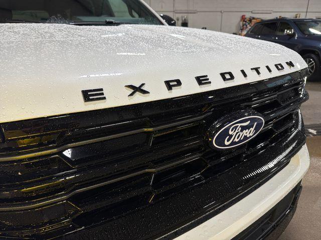 new 2027 Ford Expedition car, priced at $85,077