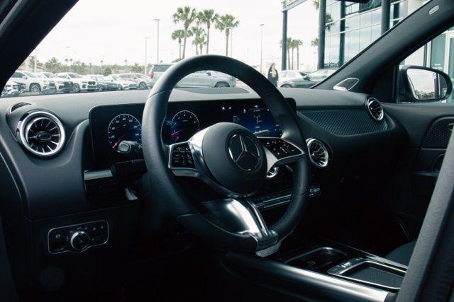 used 2025 Mercedes-Benz GLA 250 car, priced at $42,532