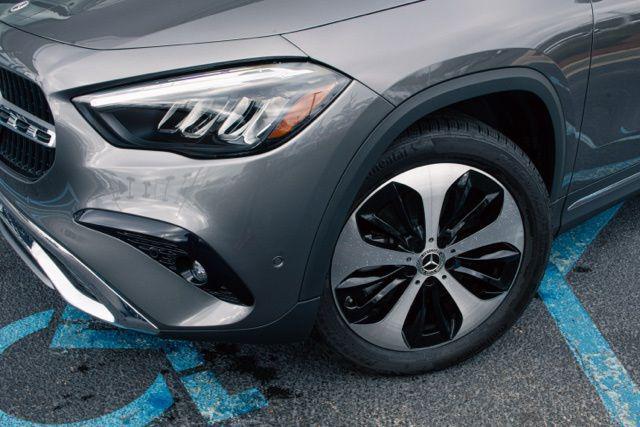 used 2025 Mercedes-Benz GLA 250 car, priced at $42,532