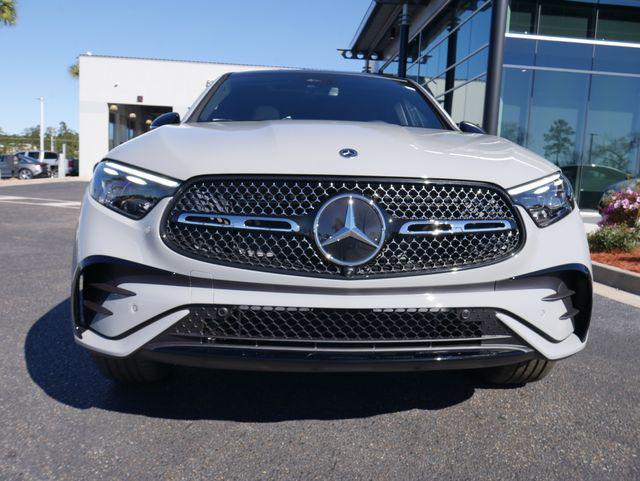 new 2026 Mercedes-Benz GLC 300 car, priced at $71,300