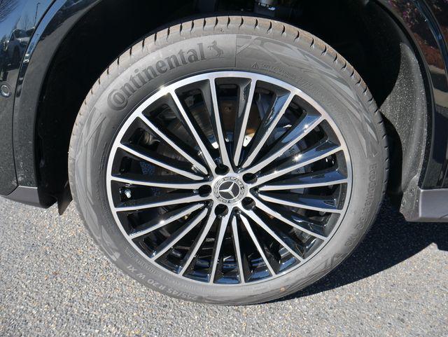 new 2026 Mercedes-Benz GLC 300 car, priced at $60,245