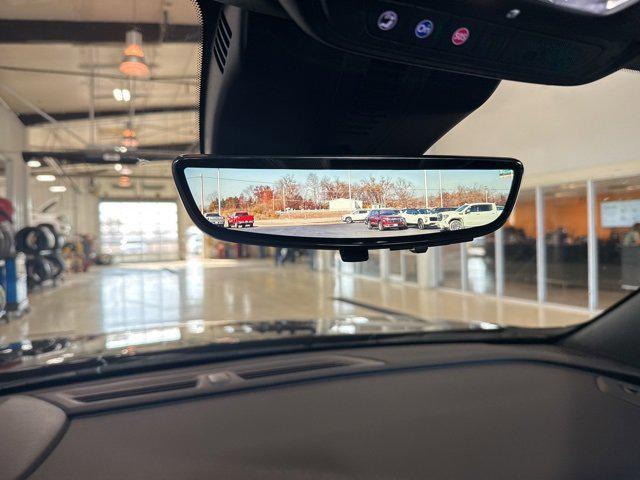 new 2026 Chevrolet Traverse car, priced at $43,640