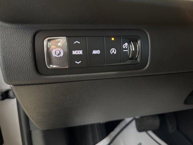 new 2026 Chevrolet Traverse car, priced at $55,380