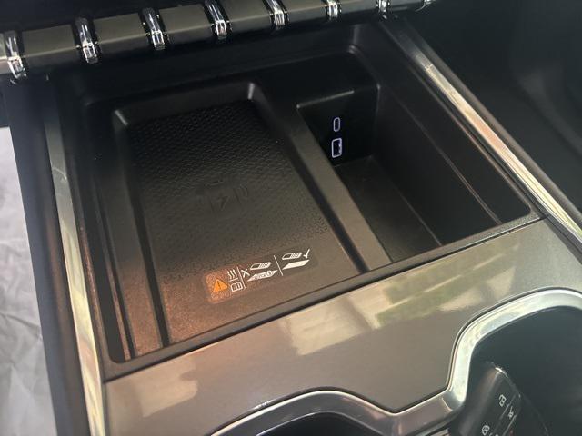 used 2025 GMC Acadia car, priced at $33,991