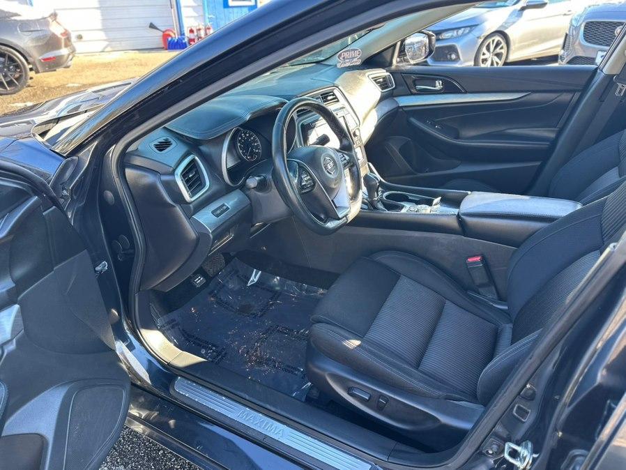 used 2016 Nissan Maxima car, priced at $10,490