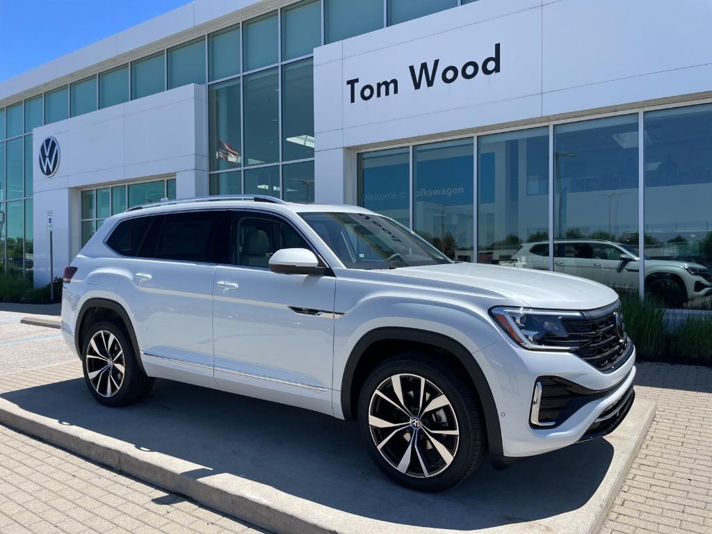 new 2026 Volkswagen Atlas car, priced at $53,722