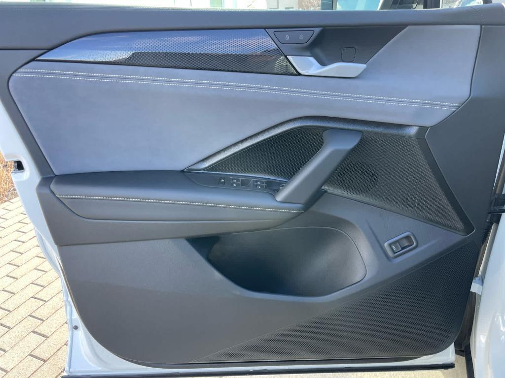 new 2026 Volkswagen Tiguan car, priced at $39,626