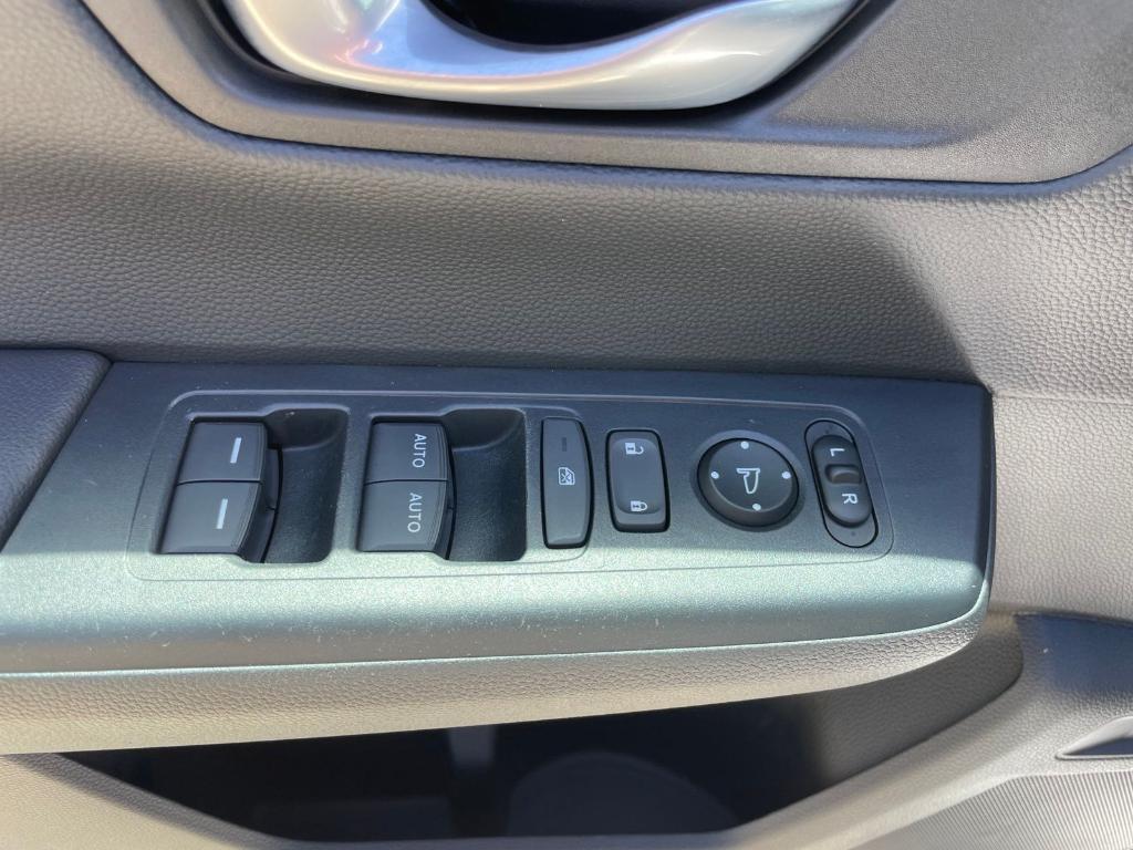 used 2024 Honda CR-V Hybrid car, priced at $31,029