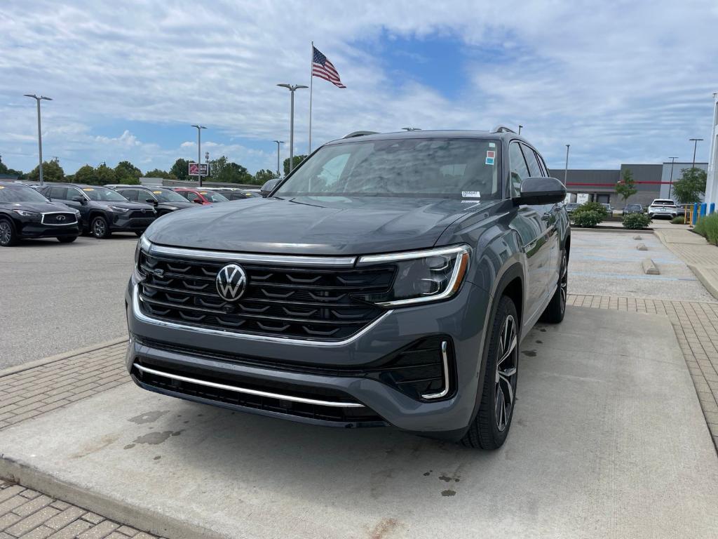 new 2026 Volkswagen Atlas car, priced at $52,836