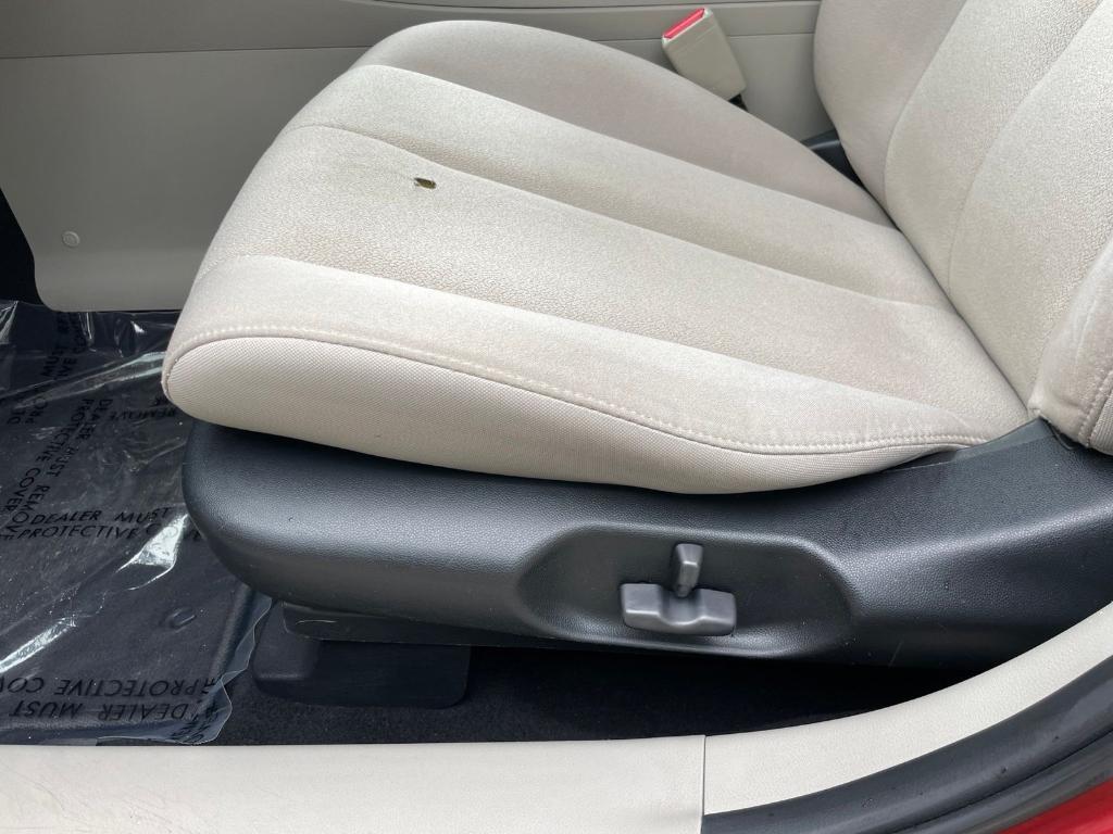 used 2008 Mazda CX-7 car, priced at $4,950