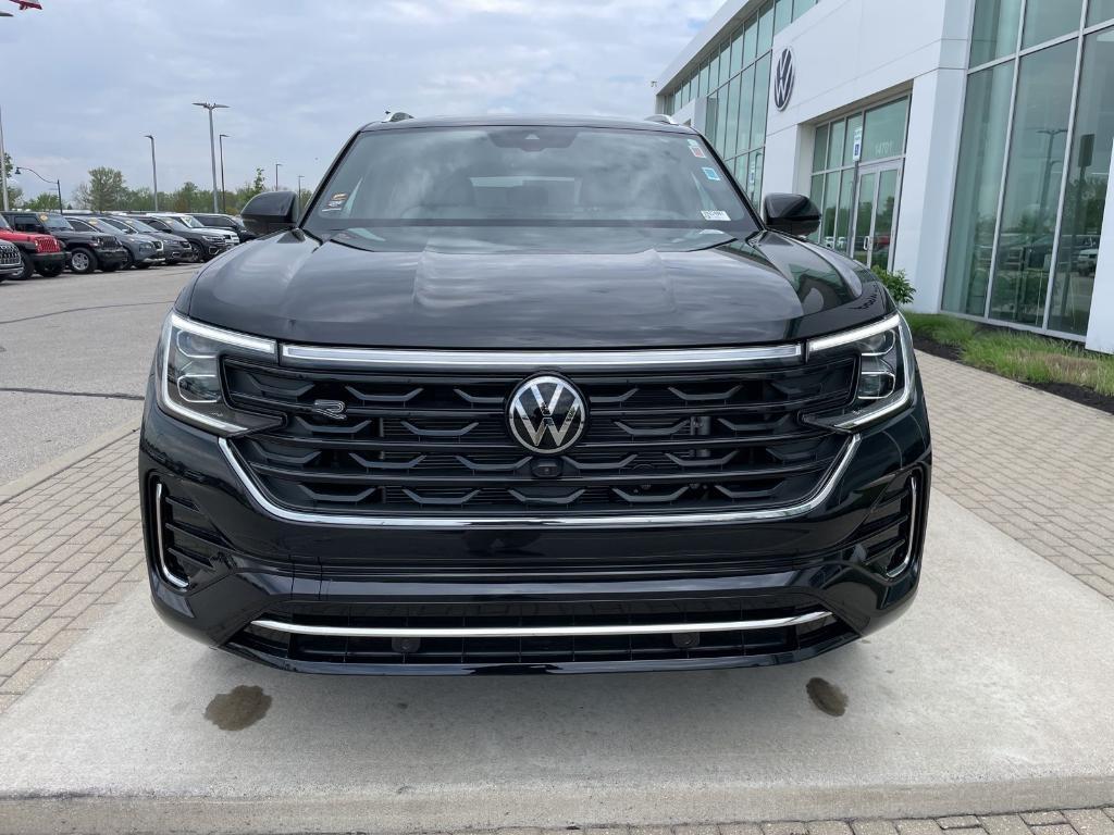 new 2026 Volkswagen Atlas Cross Sport car, priced at $50,633
