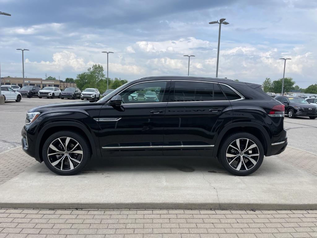 new 2026 Volkswagen Atlas Cross Sport car, priced at $50,633