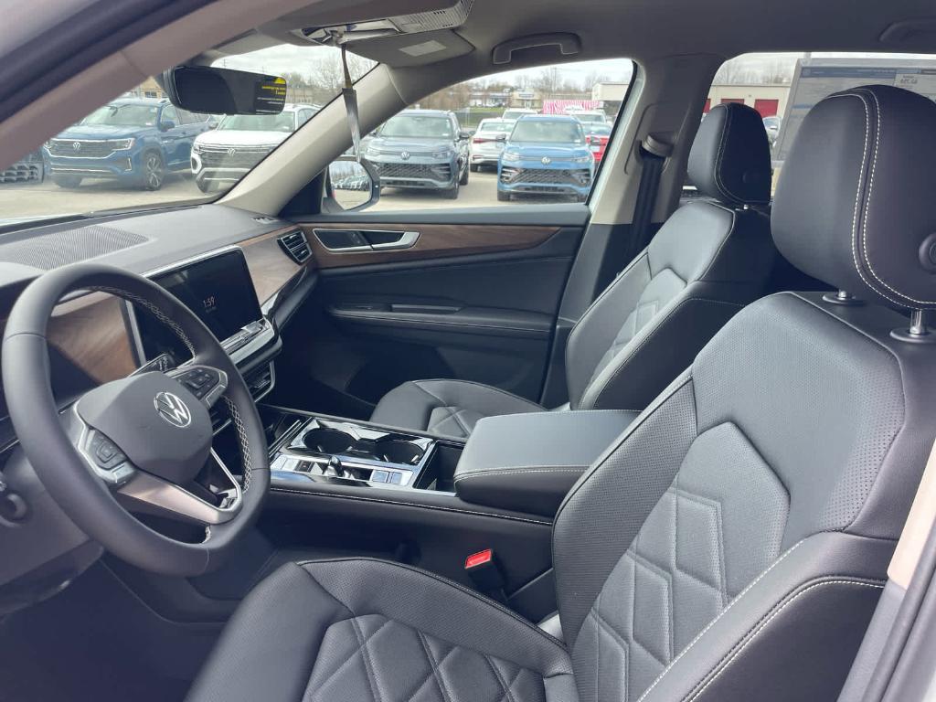 new 2026 Volkswagen Atlas car, priced at $47,756