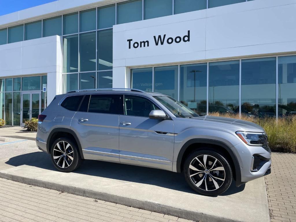 new 2026 Volkswagen Atlas car, priced at $53,242