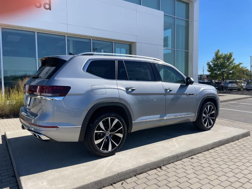 new 2026 Volkswagen Atlas car, priced at $53,242