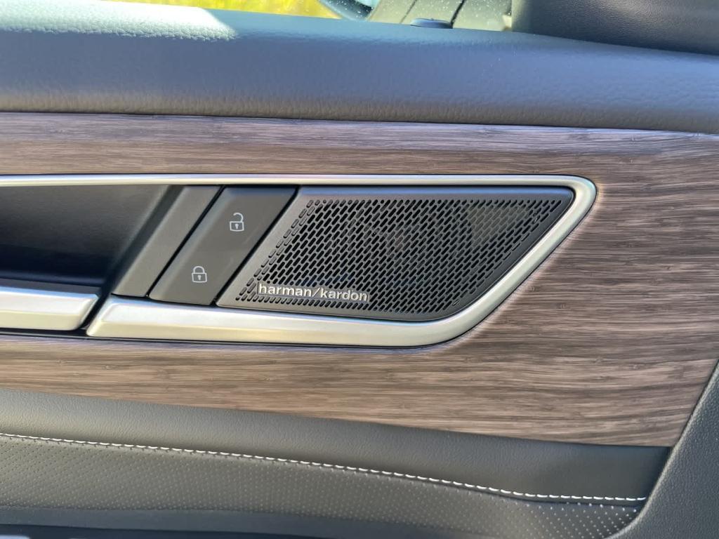 new 2026 Volkswagen Atlas car, priced at $53,242