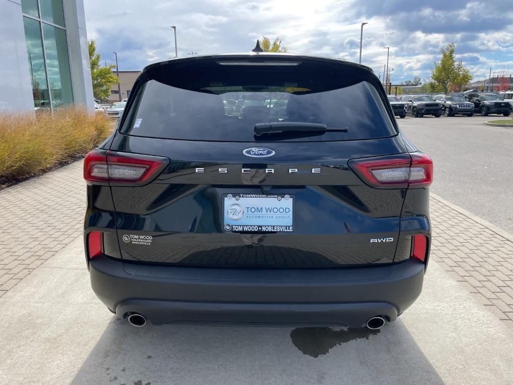 used 2025 Ford Escape car, priced at $25,044