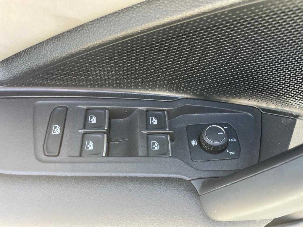 used 2025 Volkswagen Tiguan car, priced at $29,733