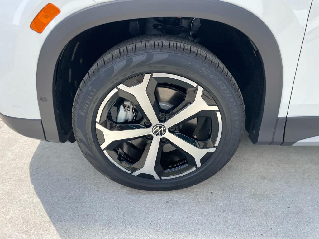 new 2026 Volkswagen Tiguan car, priced at $37,897