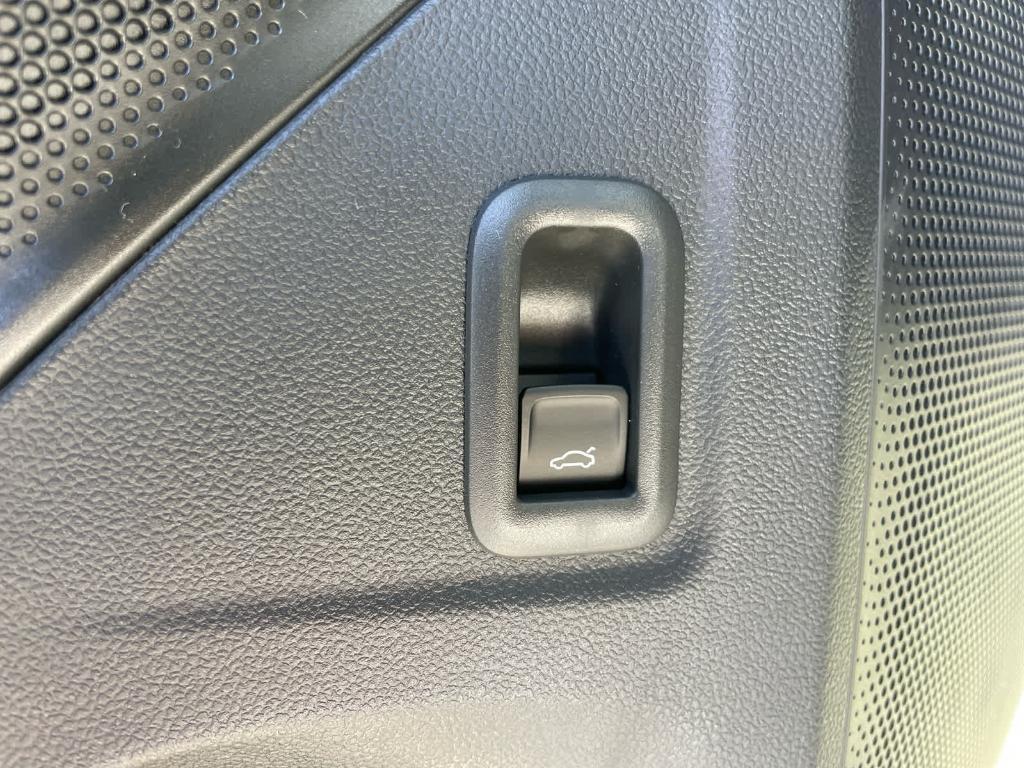 new 2026 Volkswagen Tiguan car, priced at $37,653