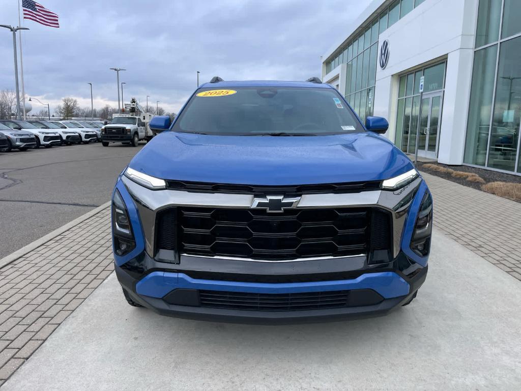 used 2025 Chevrolet Equinox car, priced at $28,250