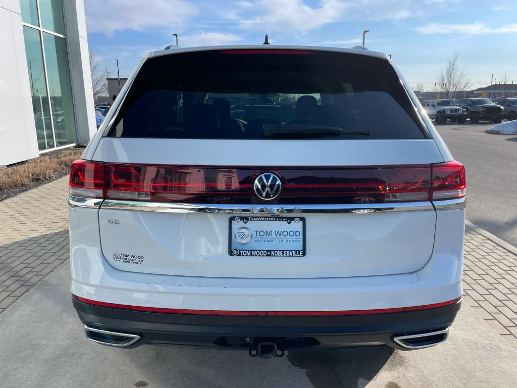 used 2025 Volkswagen Atlas car, priced at $31,846