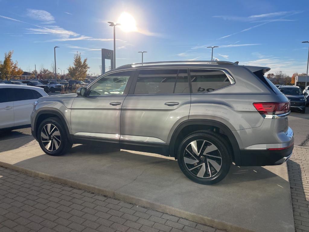 new 2026 Volkswagen Atlas car, priced at $49,363