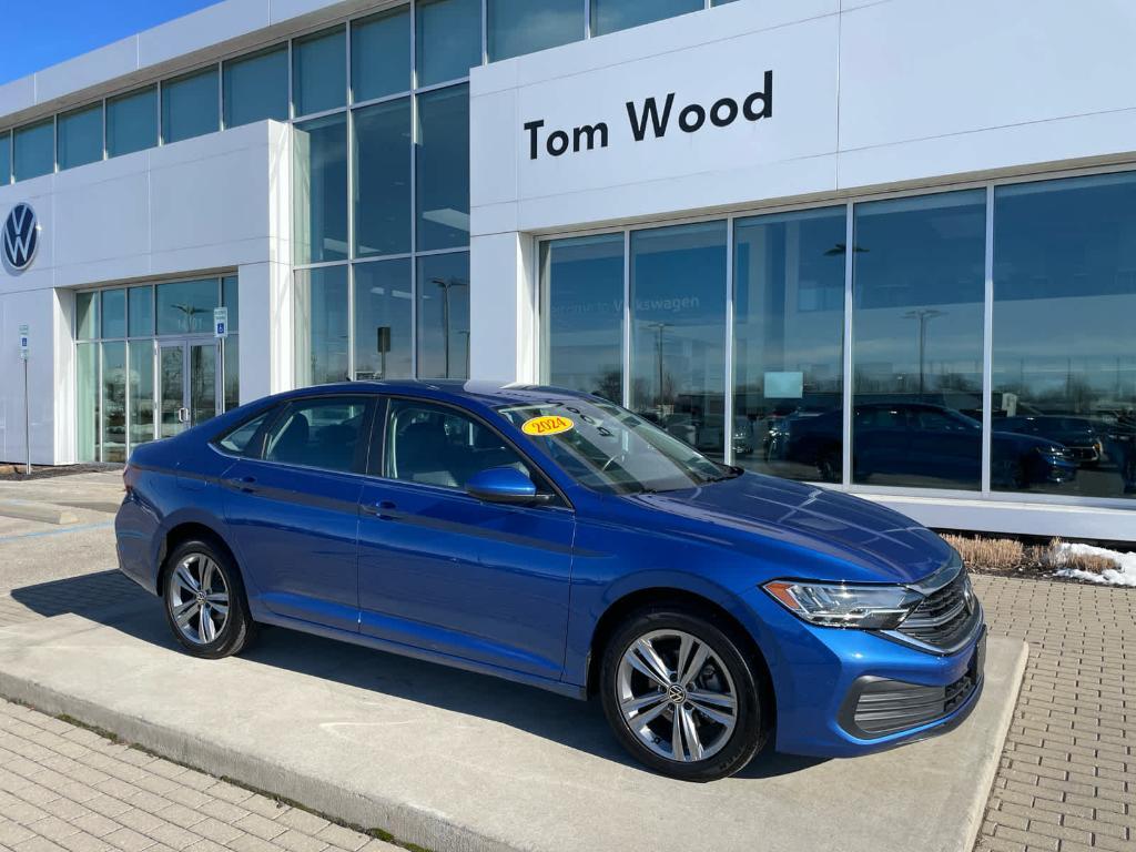 used 2024 Volkswagen Jetta car, priced at $16,552