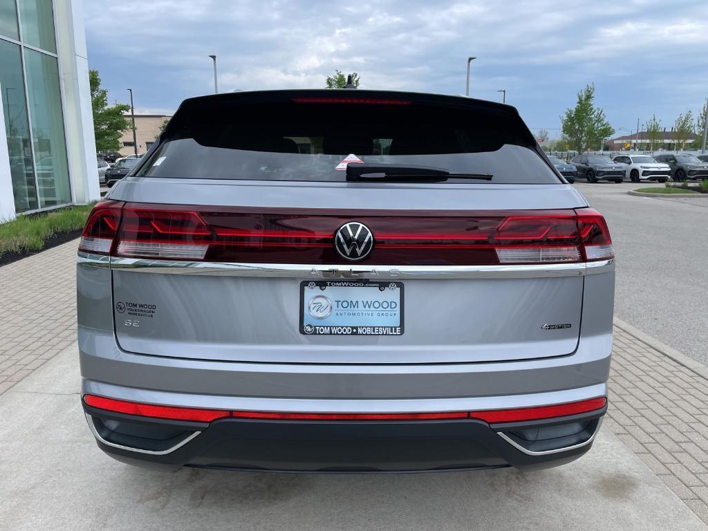 new 2026 Volkswagen Atlas Cross Sport car, priced at $37,723
