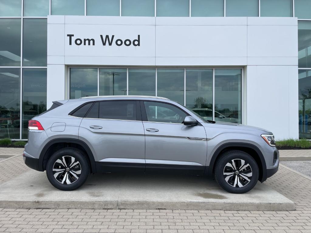 new 2026 Volkswagen Atlas Cross Sport car, priced at $37,723