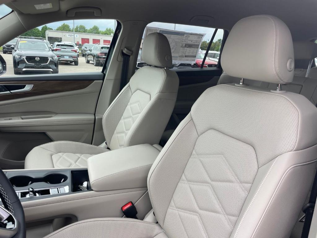 new 2026 Volkswagen Atlas car, priced at $38,700